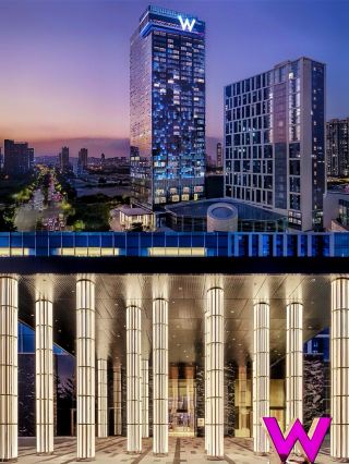 厦門Wホテル、鷺島の海風がネオンのリズムに出会う場所