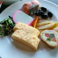 【大阪 弁天町】51階からThe best breakfastをいただく幸せ✨