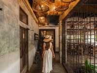 Day & Night Cafe & Restaurant สไตล์เมืองนอก
