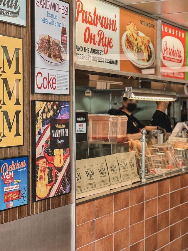 강남에서 즐기는 정통 아메리칸 샌드위치