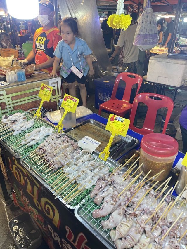 ตลาดนัดเซนทริค จันทบุรี📍