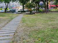 高雄前金-下棋乘涼走迷宮|中央公園|（像渡假村的超大型公園）