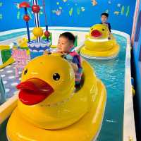 【 坐鴨仔小船暢玩童心樂園 】