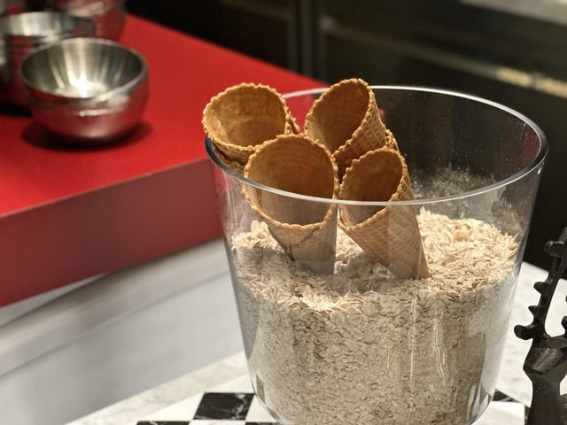 🍽️ 饗饗 - 長飲川、甜田：美酒與甜點的悅味之旅！🍷🍨