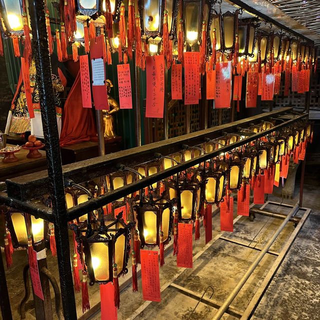 新年最受歡迎一家大細去嘅文武廟 新年最受歡迎一家大細去嘅文武廟