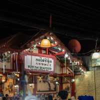ตลาดโต้รุ่งหัวหิน จุดเช้คอิน กินเพลิน เดินเล่น