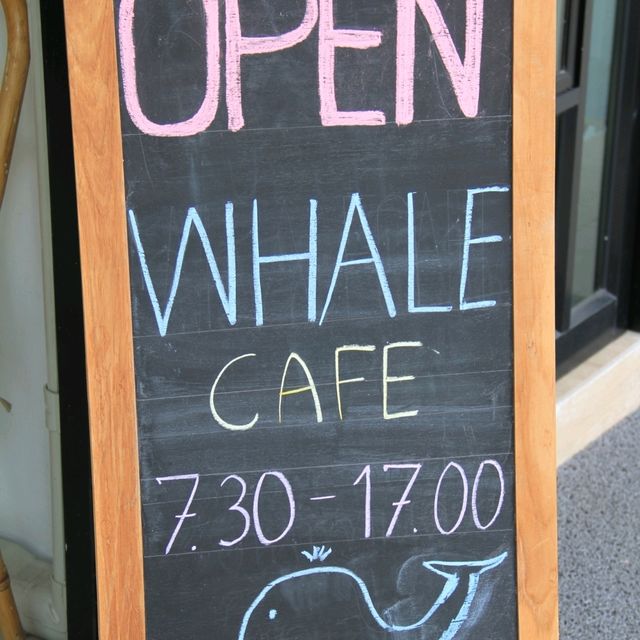 Whale Cafe