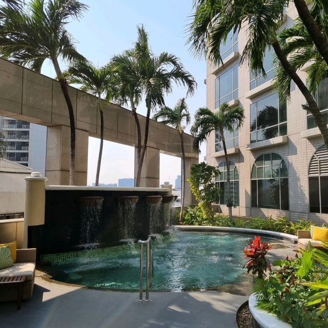 Swimming Pool @ Conrad Bangkok