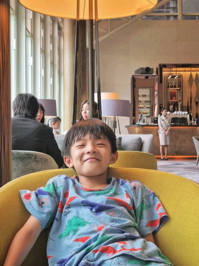 애프터눈티와 함께하는 호캉스