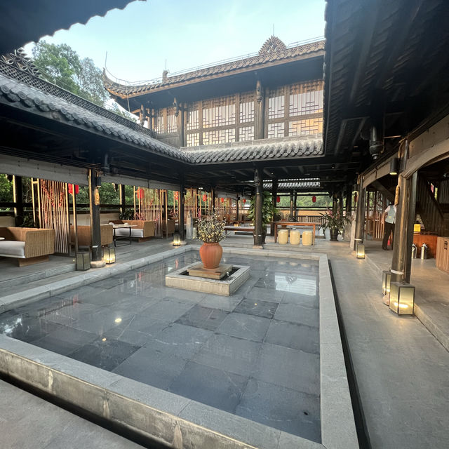 華燈初上🏮鳳凰客家菜