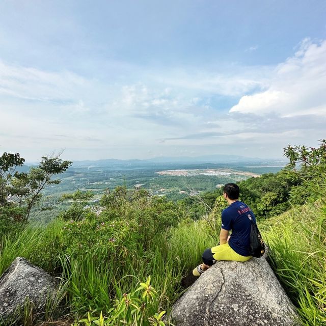 Climbing the Broga Hills