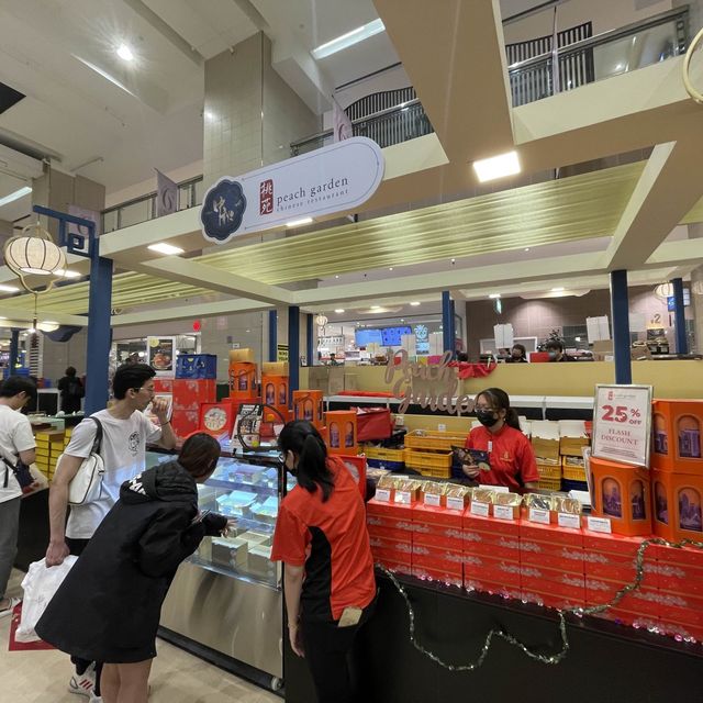 Shop your 🥮 at The Mid Autumn Festival Fair 