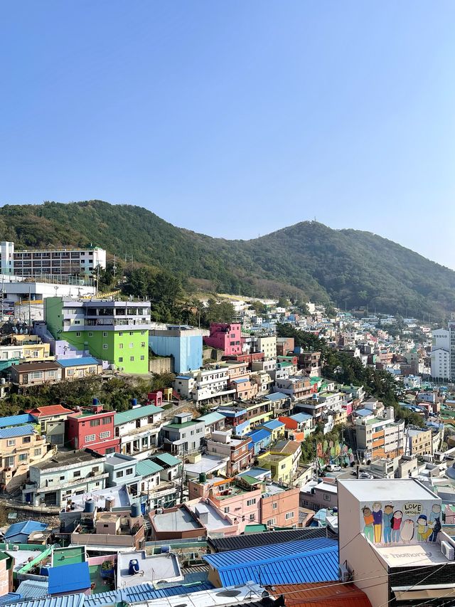 韓國釜山穿上韓服感受釜山的日與夜-甘川文化村