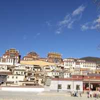 「小布達拉宮」松贊林寺 雲南最大藏傳佛教寺廟