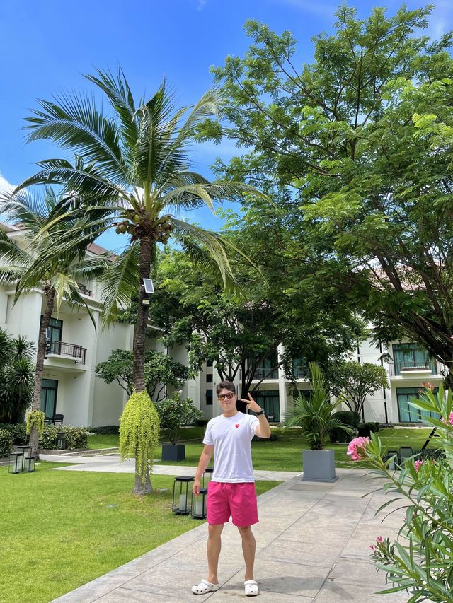 태국 방콕의 깨끗하고 아름다운 수영장 뷰의 유사톤 호텔🥳