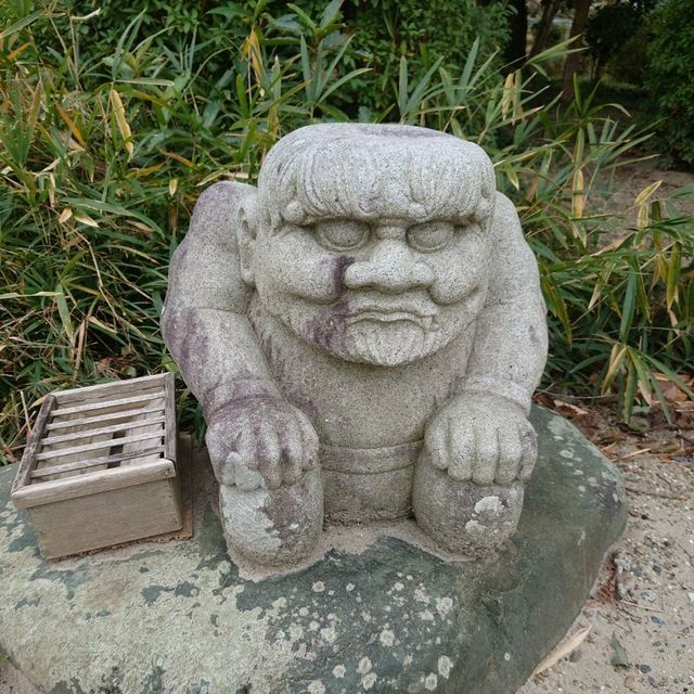 お砂踏みで88の霊場巡り「野間大坊」