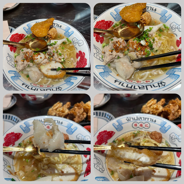 「曼谷必試！錦福記 - Faplatahn Emsphere：彈牙麵食、酥脆炸雲吞，清潔整潔的餐廳」