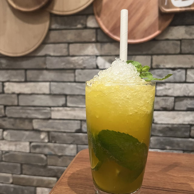 圍方內的 CAFE DECO PIZZERIA 圍方內的 CAFE DECO PIZZERIA