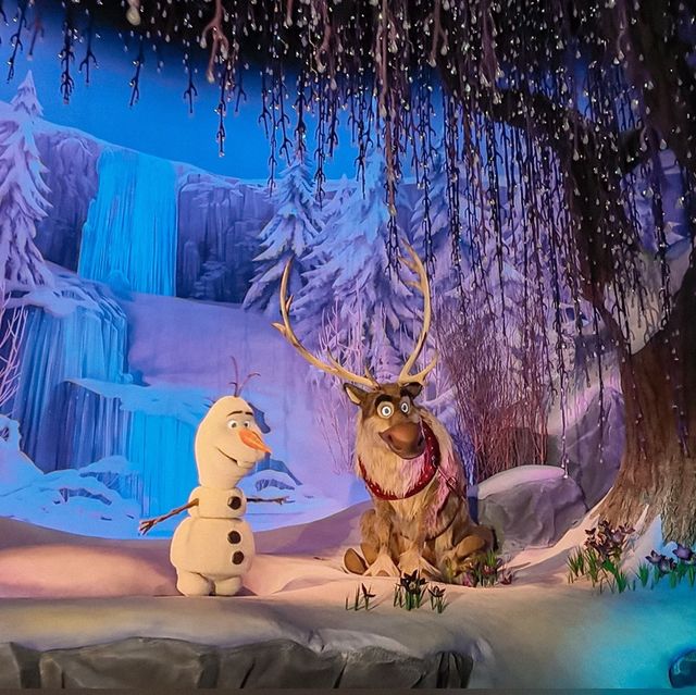 🏰Hong Kong Disneyland เปิดโซนใหม่ World of Frozen