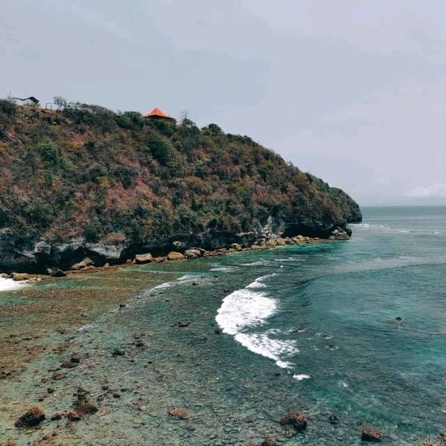 峇里佩尼達島東部美美打卡海灘 Atuh Beach Nusa Penida