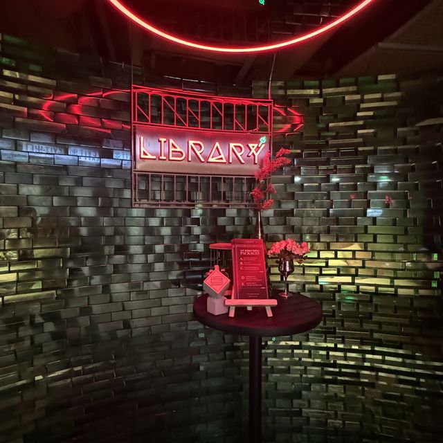  ☕️Library Restaurant and Bar