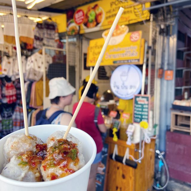 恰圖恰市集 實在太好逛😋美食吃不停