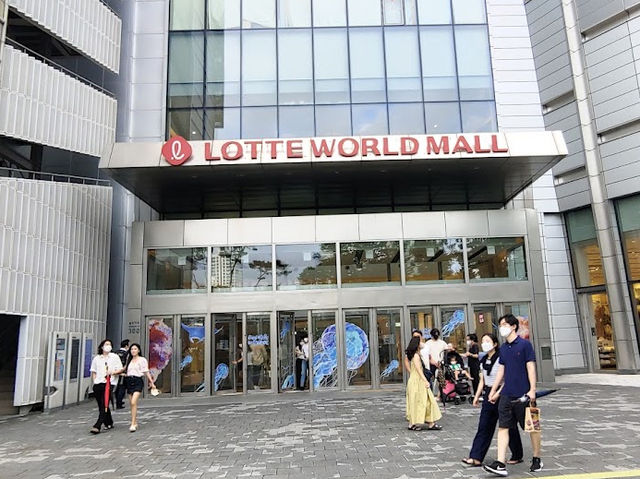 Lotte World Mall