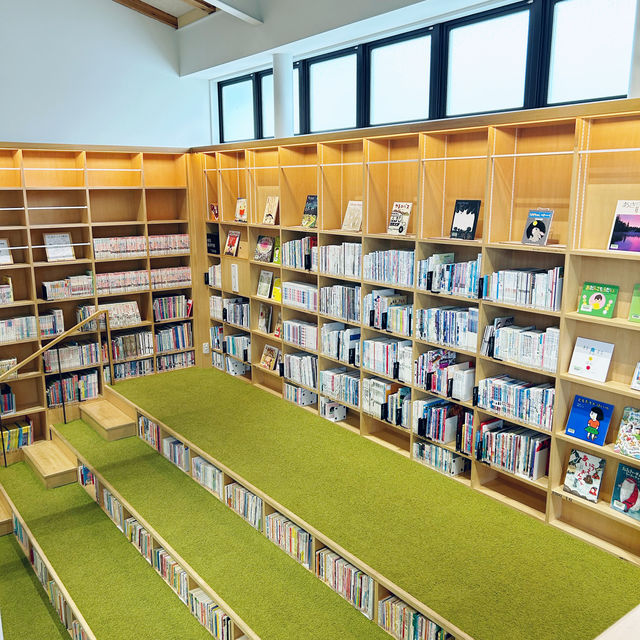 【佐賀県武雄市】武雄市こども図書館