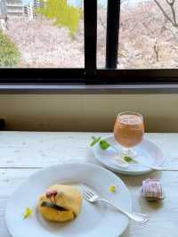 【福岡カフェ】春には窓から桜が見えるまったりカフェ