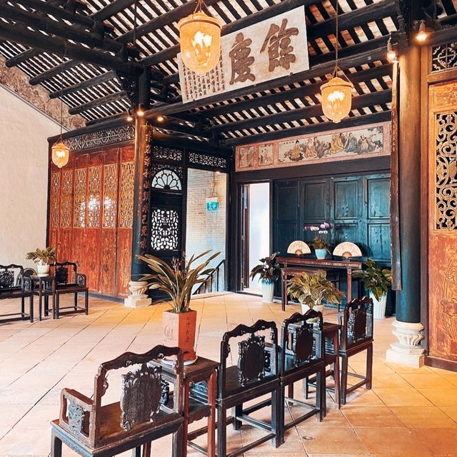 Visit Mandarin's House