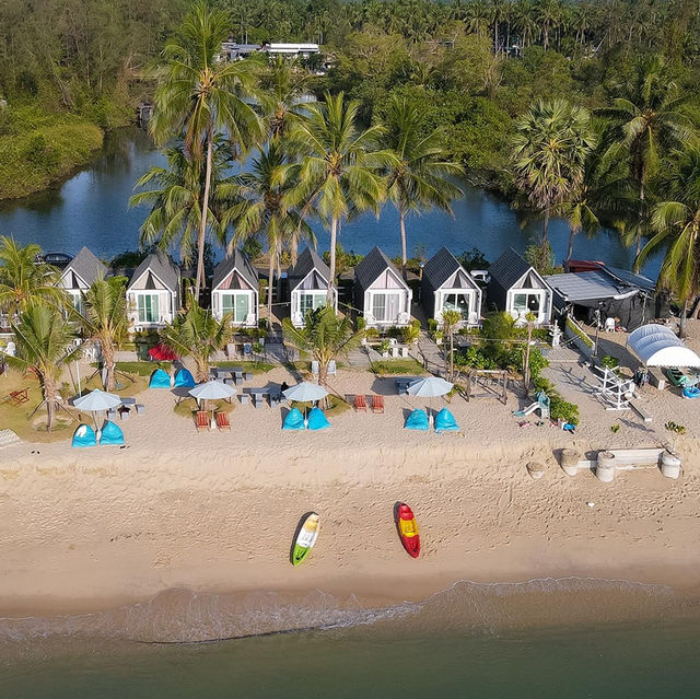 สีหมอก เลค แอนด์บีช รีสอร์ท Simork Lake and Beach 