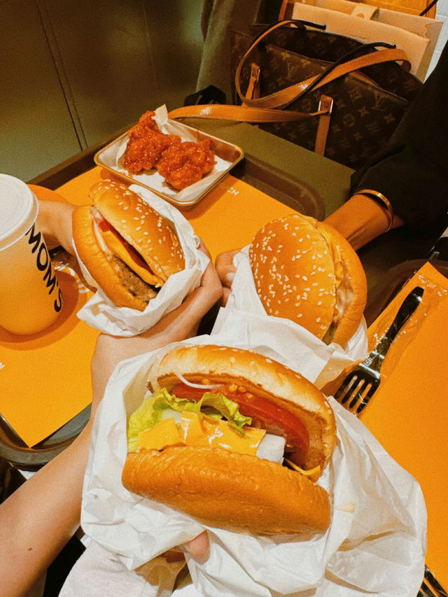 【渋谷】みんなもう食べた？韓国No.1ハンバーガーが日本に上陸🍔🇰🇷💞【東京】