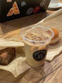 도쿄 시부야에 위치한 힙한 감성 가득한 카페 ”Streamer Coffee”☕️