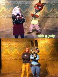 Character Guide at Shanghai Disneyland 🐰🇨🇳
