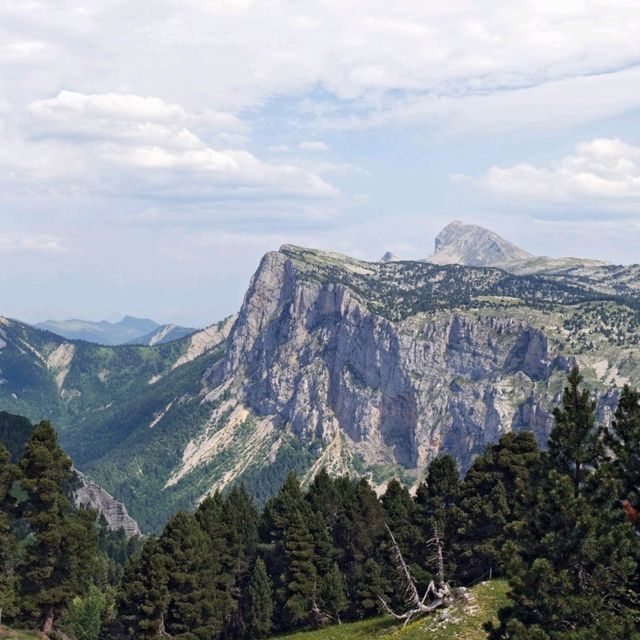 A gorgeous destination in the mountians