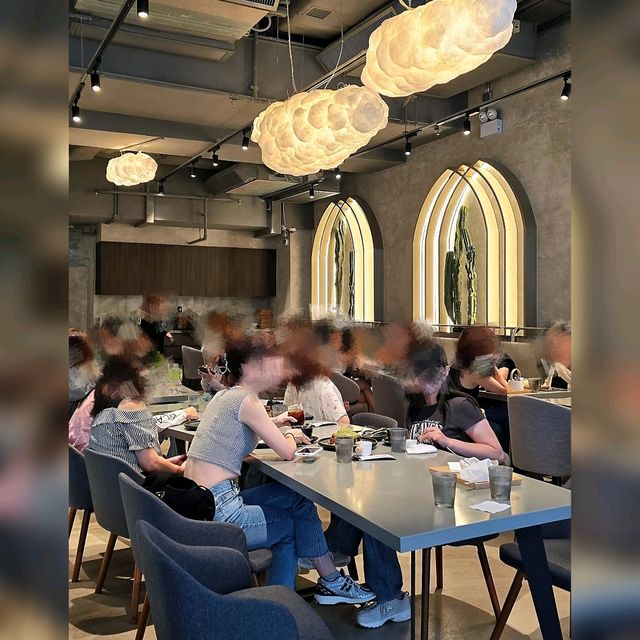 尖沙咀打卡雲朵cafe☁️