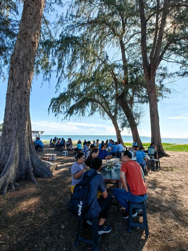 Food Trucks at Samila Beach, Songkhla