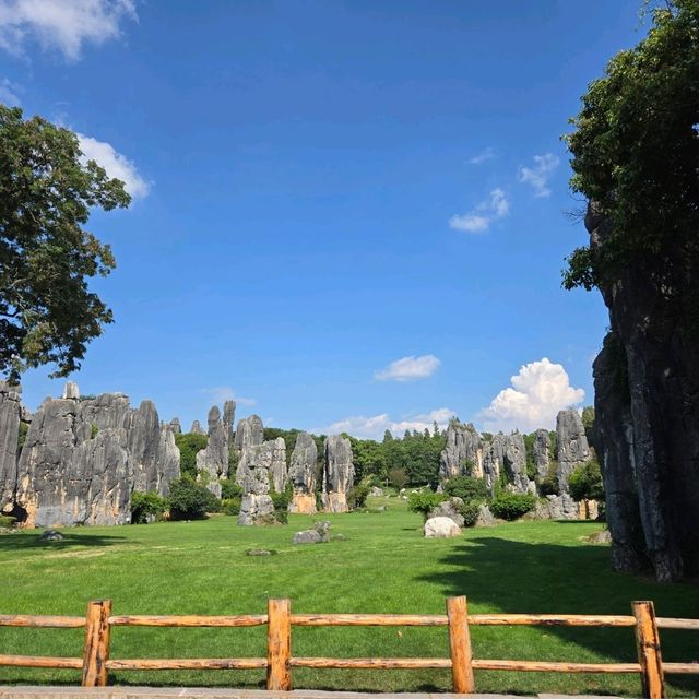 Killer view of Kunming Stone Forest