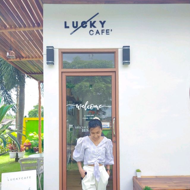 คาเฟ่ลับ บางสะพาน