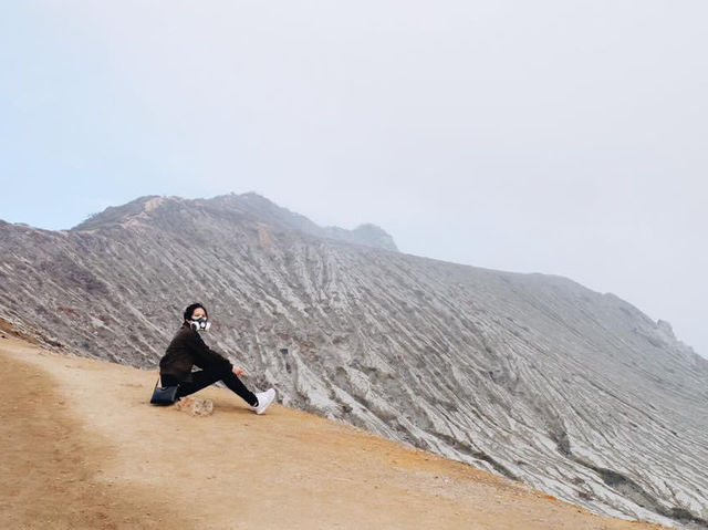 Mind-blown to visit Kawah Ijen 🌋