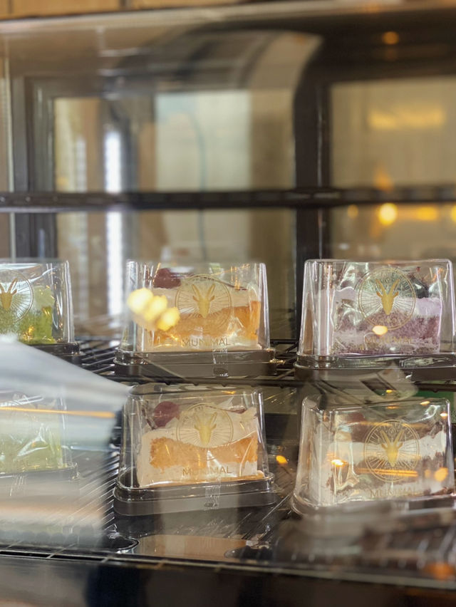 MUNIMAL CAFE - คาเฟ่สำหรับสายมู