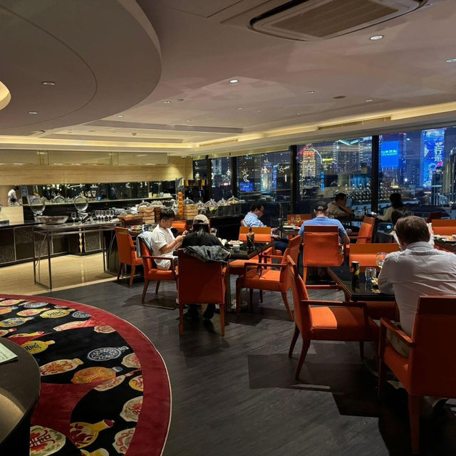 Ancient Charm Meets Modern Luxury: Renaissance Shanghai Yu Garden Hotel 