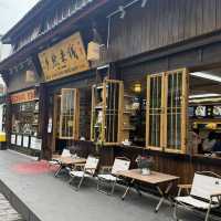 Lijiang Old Town - Bring to Dynasty 