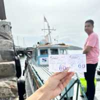 เรือสีชังพาเลซ เรือคลาสสิคที่จะพาเราไปเกาะสีชัง