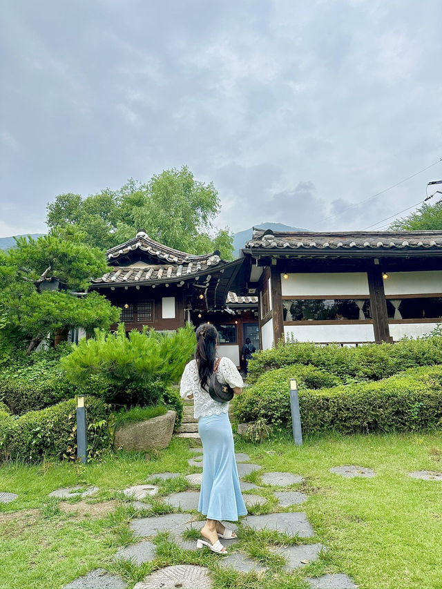 정원 넓은 한옥 분위기 데이트