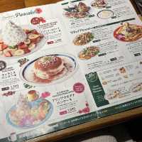 【岐阜観光】パンケーキ美味しい！フードエリアにハワイを発見👀🩷