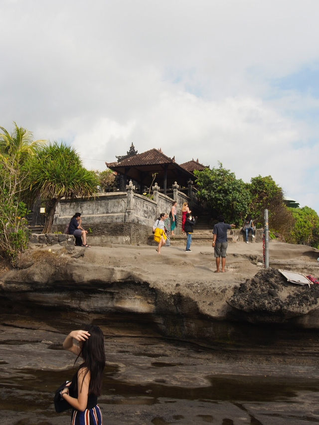 Therapeutic Waves along exploring Tanah Lot : Bali’s Iconic Sea Temple