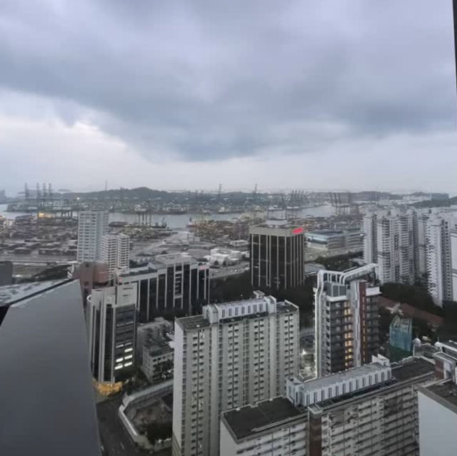 Urban Oasis: My Refined Stay at Carlton City Hotel, Tanjong Pagar