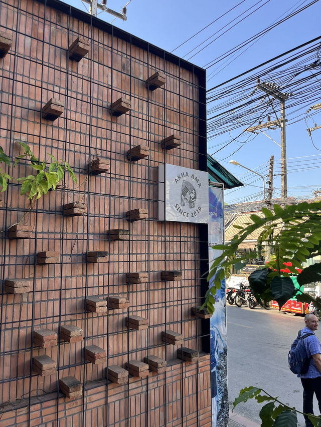 3대 커피를 안먹어볼 수는 없죠? '아카아마 프라싱'🇹🇭