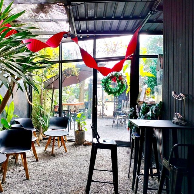 คาเฟ่นกแก้ว 🦆Kamala Cafe จันทบุรี